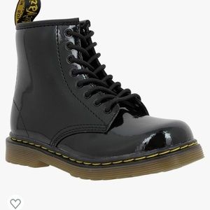 Dr. Marten Brooklee Boot. NWOT. Toddler size 8